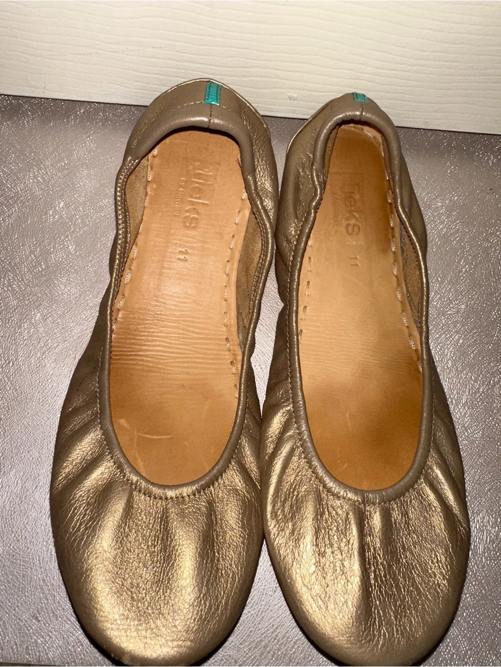 Tieks Metallic tan Gold Folding Ballet Flats 11 balletcore office